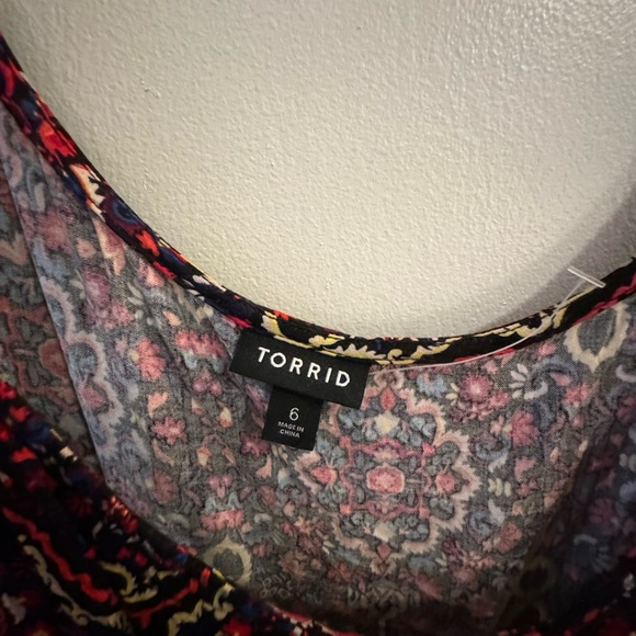 Colored Tank Top - Picture 2 of 2